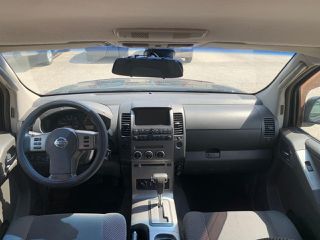 Nissan Navara 2006 D40 DIESEL 4 DOORS AUTOMATIC-thumb-8