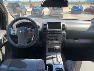 Nissan Navara 2006 D40 DIESEL 4 DOORS AUTOMATIC-thumb-9