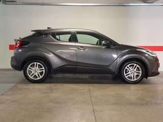 Toyota C-HR 2022 HYBRID BUSINESS C-ENTER (Γίνεται κ LEASING)-thumb-2