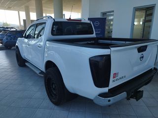 Nissan Navara 2018 D23-thumb-4