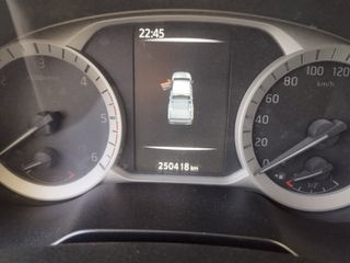 Nissan Navara 2018 D23-thumb-5