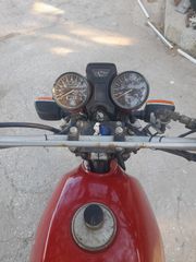 Suzuki GSX 250 1983-thumb-2