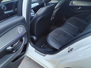 Mercedes-Benz E 350 2018-thumb-11