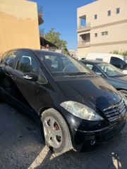 Mercedes-Benz A 150 2006-thumb-1