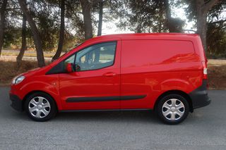 Ford Transit Courier 2017-thumb-4