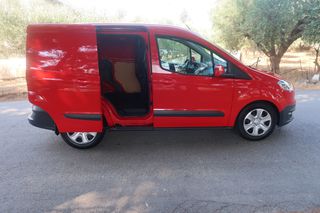 Ford Transit Courier 2017-thumb-8