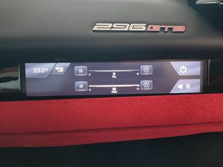 Ferrari 296 GTB 2024-thumb-45