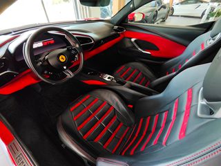 Ferrari 296 GTB 2024-thumb-11