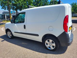 Opel Combo 2015-thumb-2