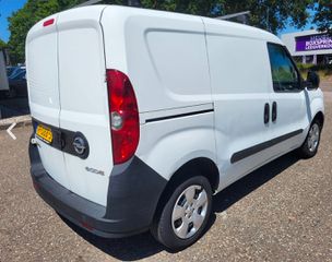 Opel Combo 2015-thumb-3