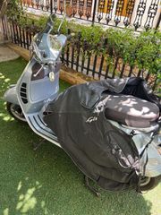 Vespa GTS 300 2021 HPE-thumb-4