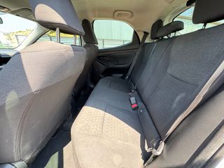 Toyota Yaris 2024 ACTIVE PLUS ΜΕ ΔΟΣΕΙΣ ΧΩΡΙΣ ΤΡΑΠΕΖΕΣ-thumb-39
