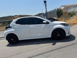 Toyota Yaris 2024 ACTIVE PLUS ΜΕ ΔΟΣΕΙΣ ΧΩΡΙΣ ΤΡΑΠΕΖΕΣ-thumb-24