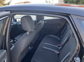 Ford Fiesta 2016-thumb-13
