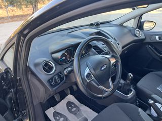 Ford Fiesta 2016-thumb-6