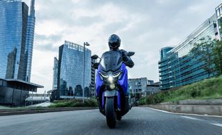 Yamaha NMAX 125 2026-thumb-6