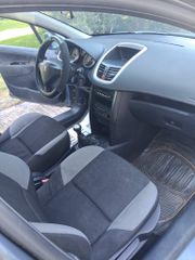 Peugeot 207 2008-thumb-7