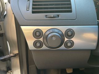 Opel Astra 2009 1.6 T CABRIO-thumb-12