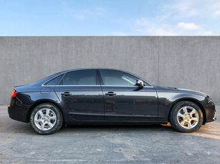 Audi A4 2010 TFSI-thumb-1