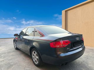 Audi A4 2010 TFSI-thumb-2