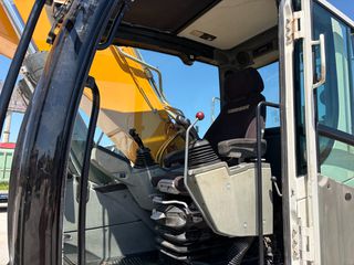 Εκσκαφέας Με Ερπύστριες Liebherr 2015 R924 LC-thumb-12