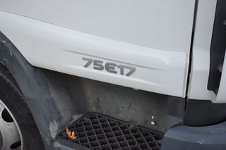 Καρότσα Iveco 2005-thumb-30