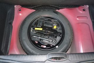 Peugeot 208 2017 1.2 PURETECH 82 ALLURE-thumb-10