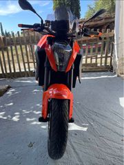 KTM 1290 Super Duke R 2015