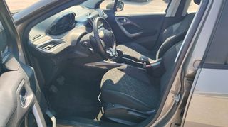 Peugeot 2008 2017-thumb-5