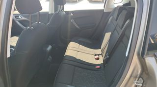 Peugeot 2008 2017-thumb-7