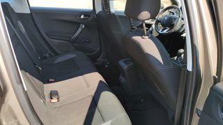 Peugeot 2008 2017-thumb-9