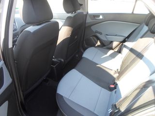 Hyundai i 20 2017-thumb-8