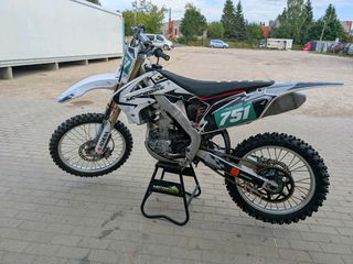 Honda CRF 250 2011-thumb-1