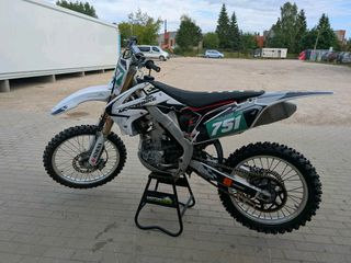 Honda CRF 250 2011-thumb-2