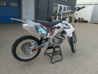 Honda CRF 250 2011-thumb-4