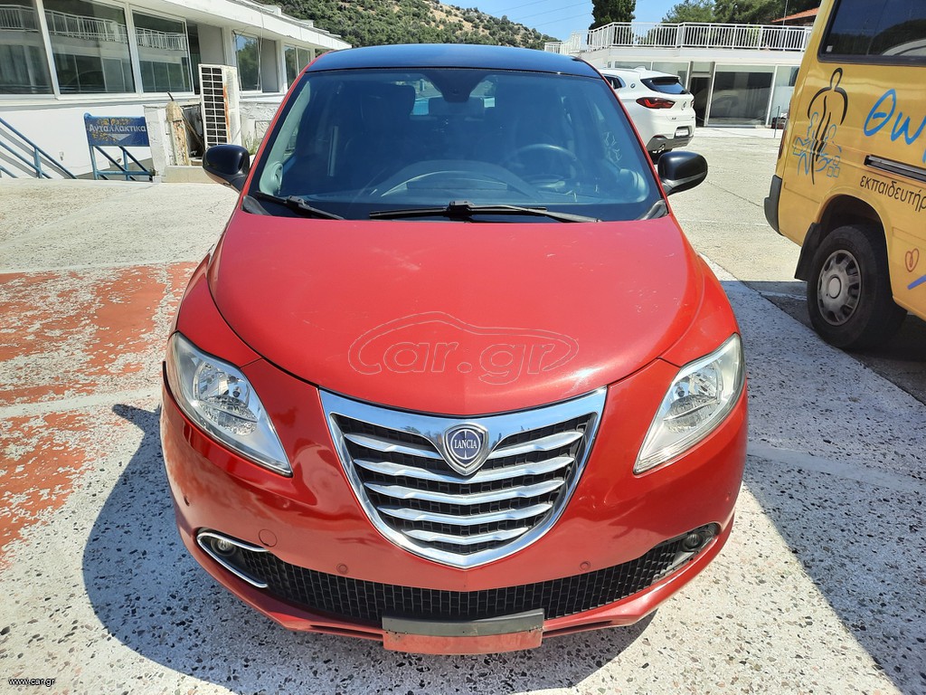 Lancia Ypsilon 2013 PLATINO 900 cc