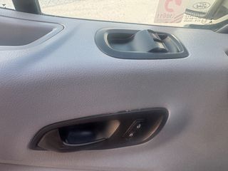 Καρότσα Ford 2015 Transit  Με πινακίδες επαγγελματικής άδεια πληρωμένες-thumb-37