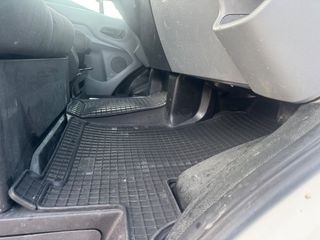 Καρότσα Ford 2015 Transit  Με πινακίδες επαγγελματικής άδεια πληρωμένες-thumb-28
