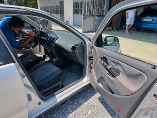 Seat Ibiza 2000 LPG-thumb-11