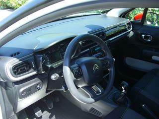 Citroen C3 2021 1.2 PURETECH SHINE-thumb-8