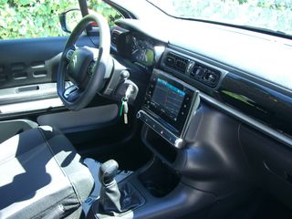 Citroen C3 2021 1.2 PURETECH SHINE-thumb-10