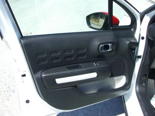 Citroen C3 2021 1.2 PURETECH SHINE-thumb-16