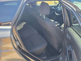 Ford Focus 2017 1.5 TDCi TITANIUM-thumb-19