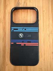 Θήκη MagSafe BMW M για iPhone 17 pro με drop protection με ξεφτισμένο το γράμμα M