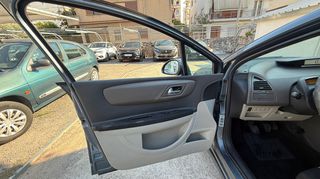 Citroen C4 2005-thumb-6