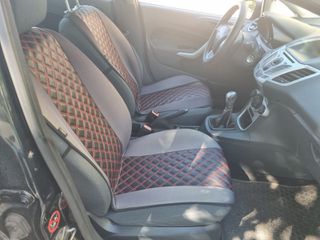 Ford Fiesta 2013-thumb-12