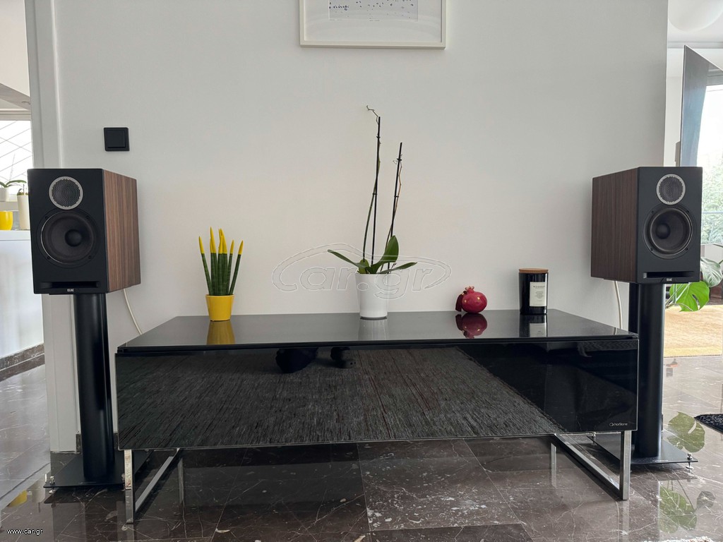 ELAC DEBUT REFERENCE DBR62