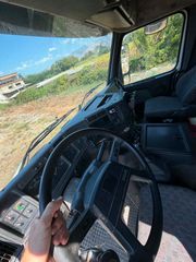 Volvo 1995 FH420-thumb-9