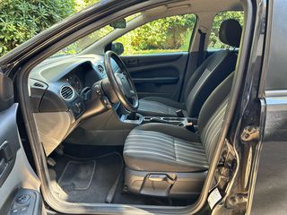 Ford Focus 2008-thumb-7