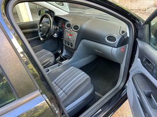 Ford Focus 2008-thumb-23